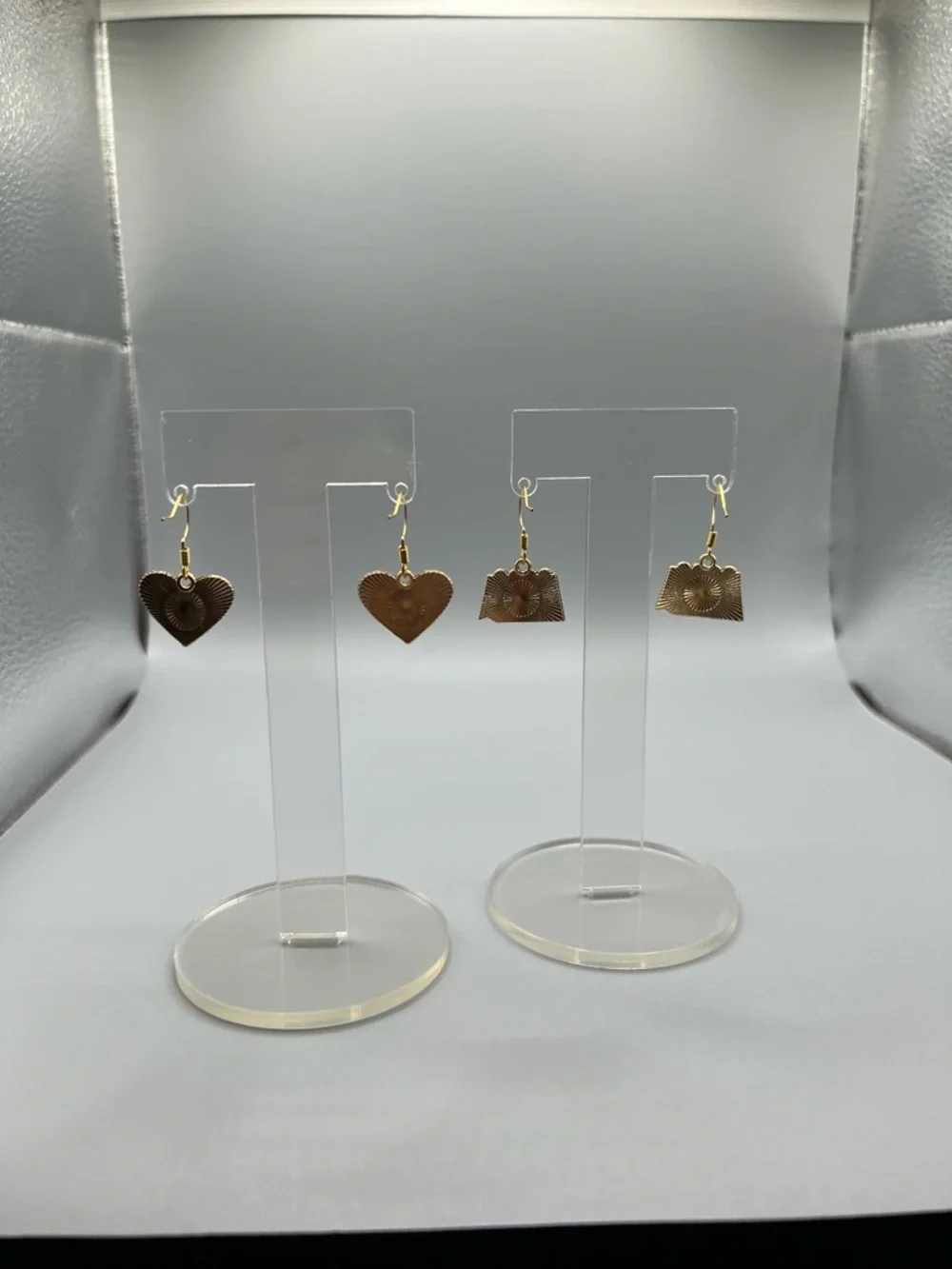 Mother’s Day Charm Earrings - Handmade #E0303C - Picture 4 of 4